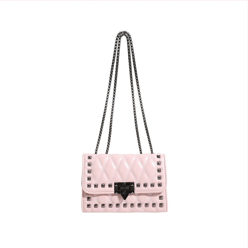 Női vállon átvet táska szegecses lánccal, puha PU bőr, rombusz mintázatú crossbody, kis méretű