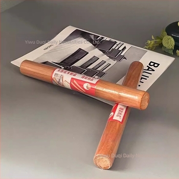 Háztartási kör alakú fa sodrófa több mérettel, ideális a tészta kinyújtásához és a töltött gombócok készítéséhez.