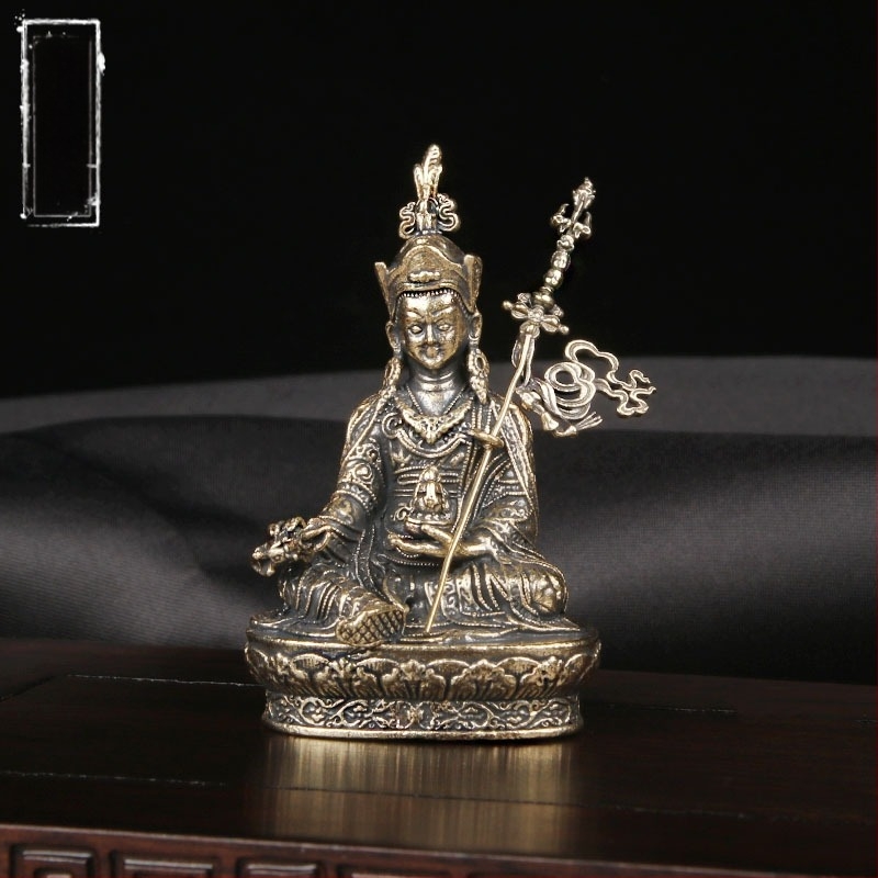 Padmasambhava Buddha-szobor sárgarézből, asztali dísz, tibeti buddhista figura, antik stílusú dekoráció