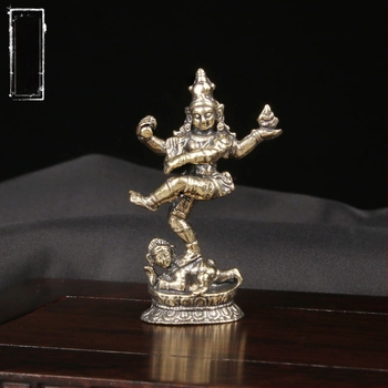 Réz és sárgaréz Buddha nepáli–tibeti tantrikus Négykarú asztali szobor