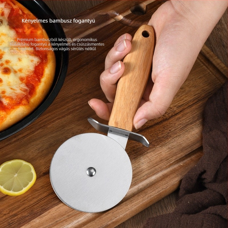 Bambusz fogantyújú pizzavágó