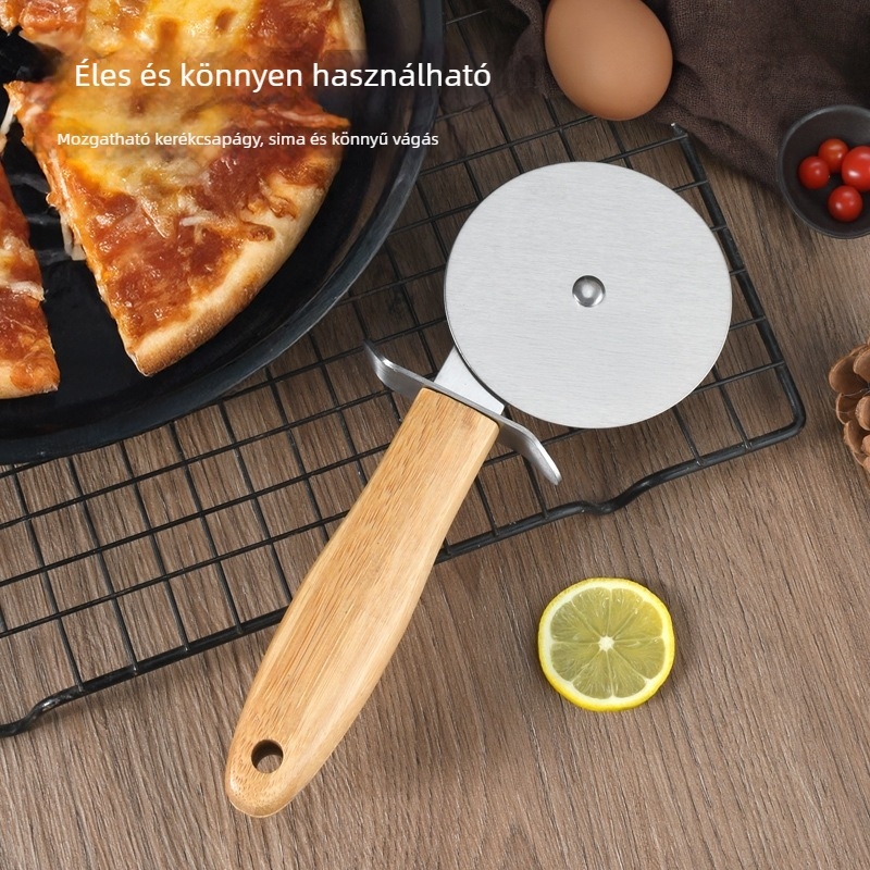 Bambusz fogantyújú pizzavágó