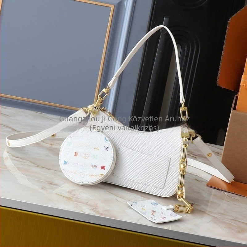 Női bőrtáska vállra — divatos crossbody stílus