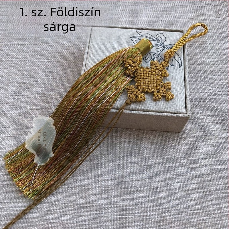 Kézzel készített kínai csomó medál fodrokkal – etnikus stílusú ajándék