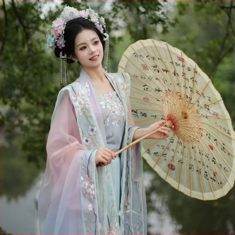 Song-dinasztia-stílusú Hanfu nőknek – széles ujjú felső és derékig érő szoknya, kínai stílusú ősi kosztüm mindennapi tavaszra