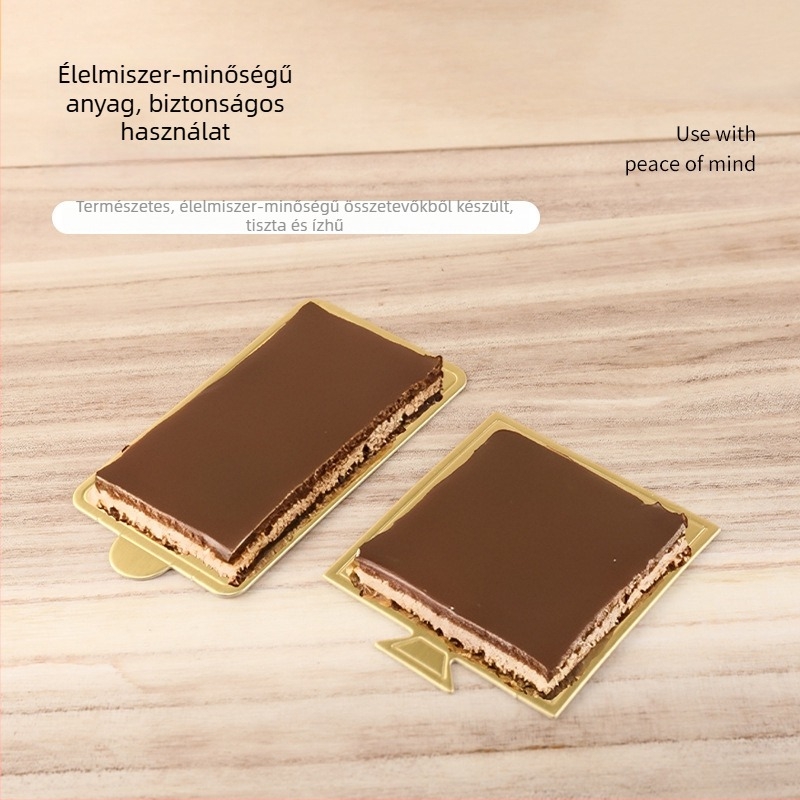 Arany színű négyzet alakú tortatál – újrahasználható kerek tortaalap mousse desszertekhez
