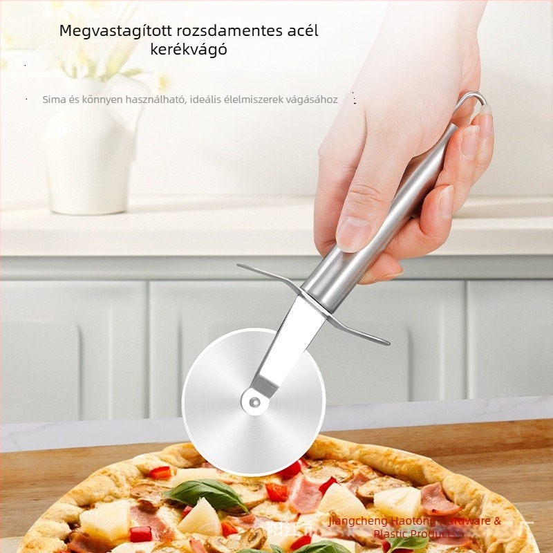 Rozsdamentes acél konyhai eszközök készlete: reszelő, hámozó, pizza kés, fagylalt kanál