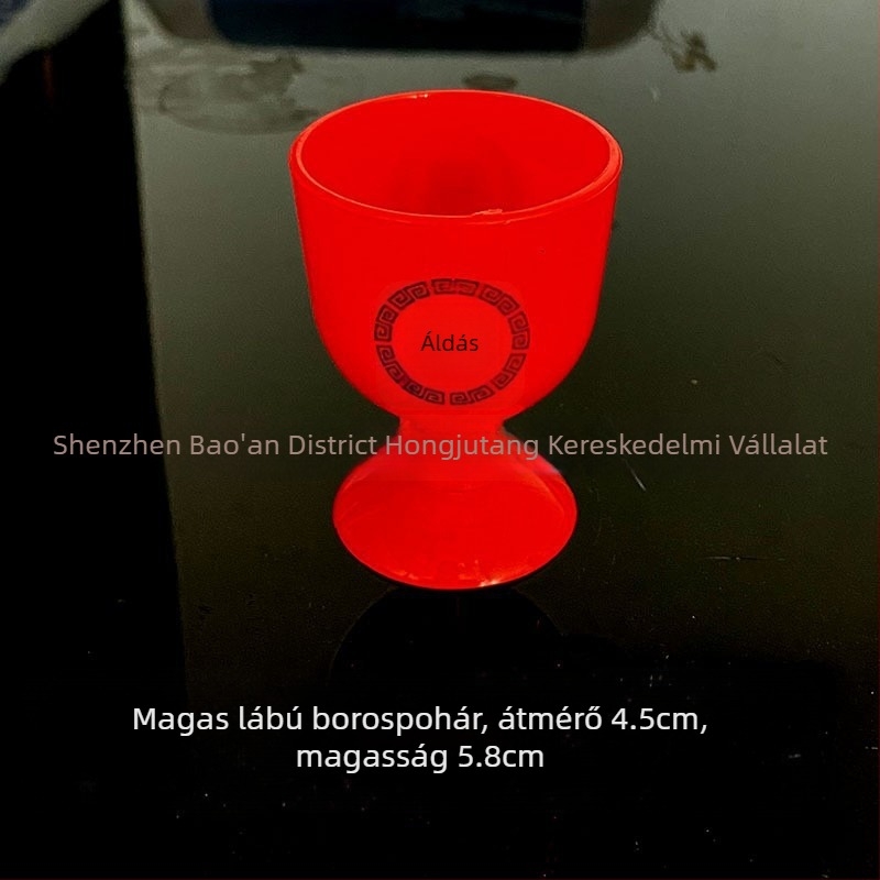 Műanyag boros pohár, teás pohár, evőpálcika és Buddhát tisztelő adományozó pohár