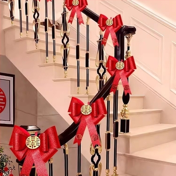 Esküvői lépcsőkorlát díszítő készlet bojtokkal