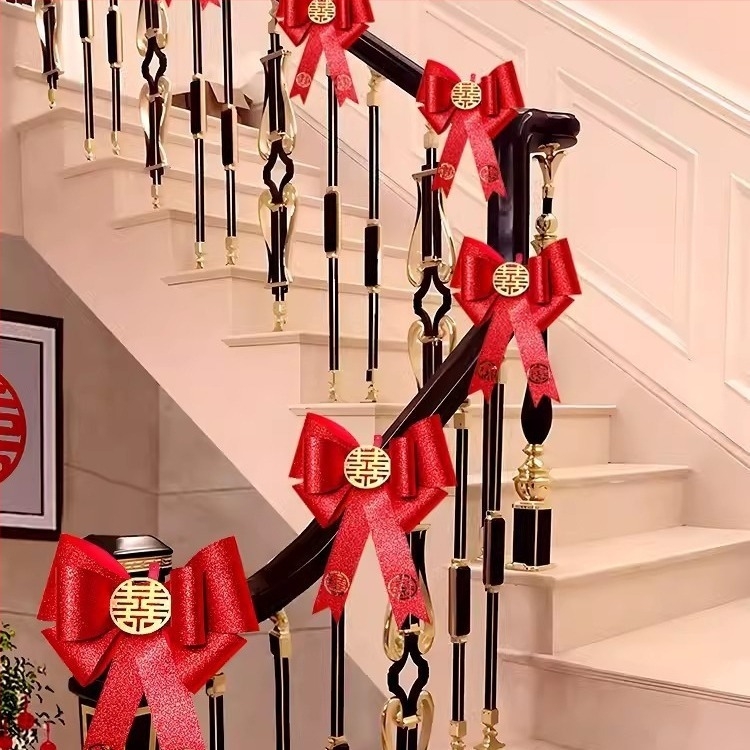 Esküvői lépcsőkorlát díszítő készlet bojtokkal