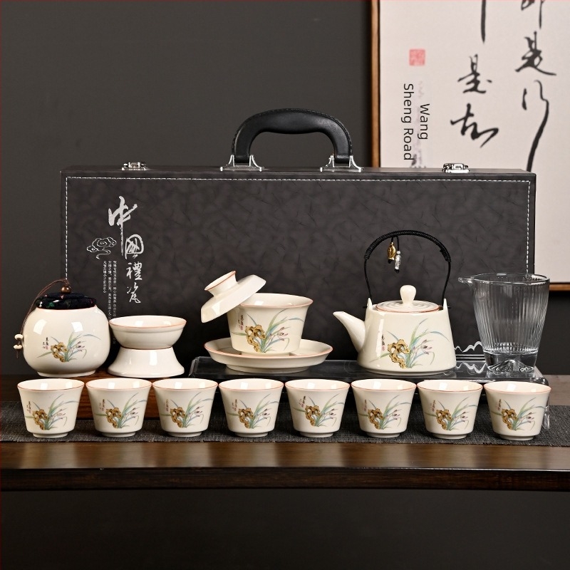 Japán stílusú Gong Fu teáskészlet porcelánból — teáskanna emelhető fogantyúval, teáscsészék és fedeles tál ajándékdobozban