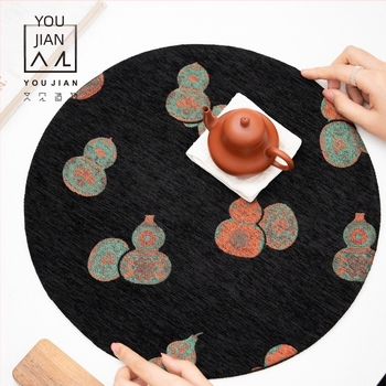 Kínai Zen-stílusú teafőasztal-alátét elegáns brokát mintával, eredeti kivitelezés