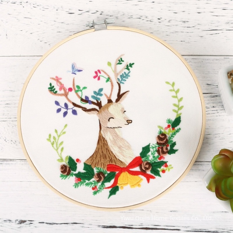 DIY kézimunka hímzőkészlet nyomtatott északi jávorszarvas és virág motívummal