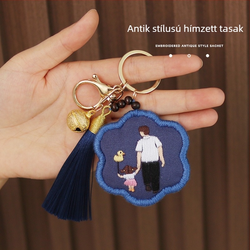 DIY keresztszemes hímzőkészlet apának – kulcstartó medál ajándék