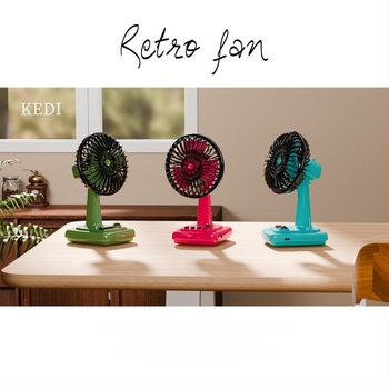 Retro krémszínű asztali ventilátor, újratölthető, kompakt, hordozható iroda- és otthoni használatra