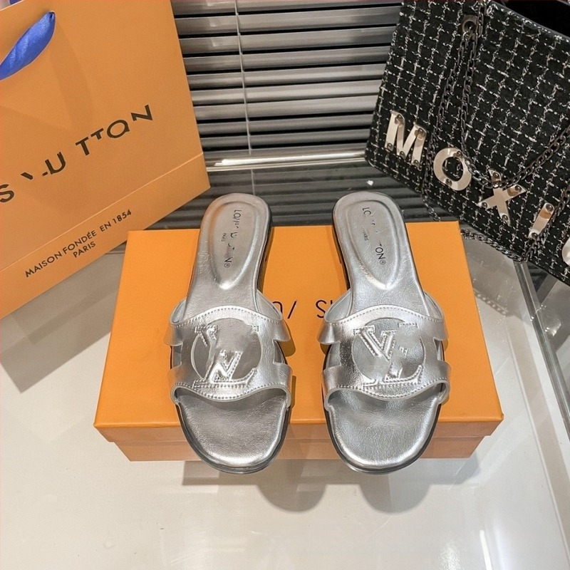 Női lapos talpú slip-on szandál, kivágott betűk dizájnban cukorkaszínekben