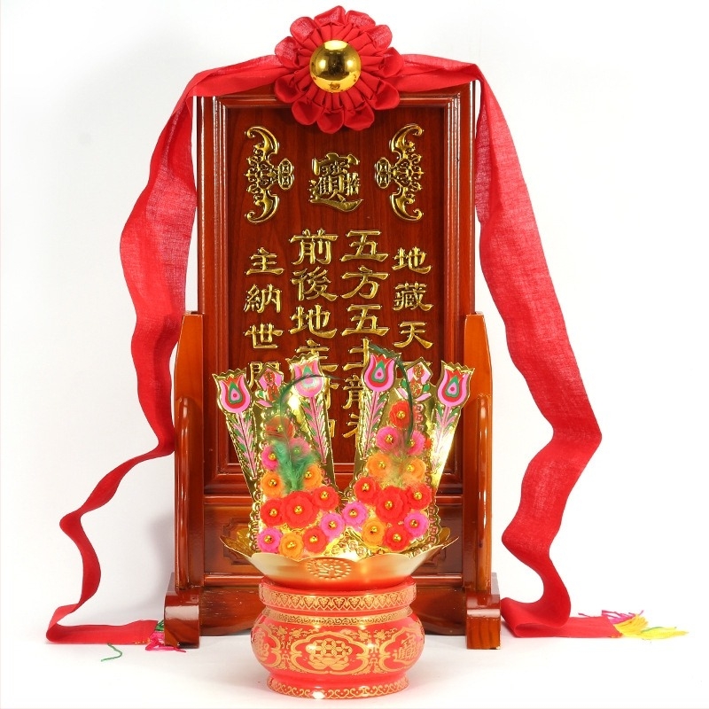 Kézzel készített piros virágos gömb dísz arany tükrös részletekkel, Feng Shui és Buddha oltár dekorációhoz