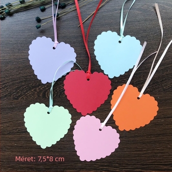 Papírból készült egyszínű, szív alakú üdvözlőlap kínai Valentin-napra, egyoldalas, falidísz, üres üzenetmezővel