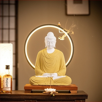 Öt Buddha-szobor fehér porcelánból, otthoni imádságra
