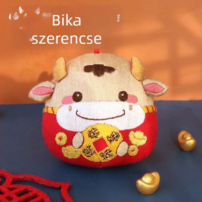 DIY hímzési készlet: Sárkány évének szerencsés baba, otthoni dekoráció és autós medál – kreatív ajándék