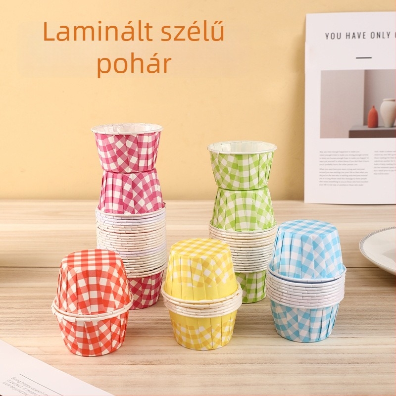 PE-bevonatú sütőpapír, zsírtaszító, tekercselt szélekkel, magas hőállóságú, színes kivitel, otthoni használatra