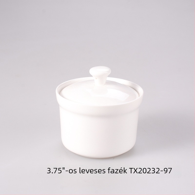 Fehér porcelán fűszerkészlet: sótartó, olajtartó, szószöntő, fogpiszkáló tartó és pároló pohár