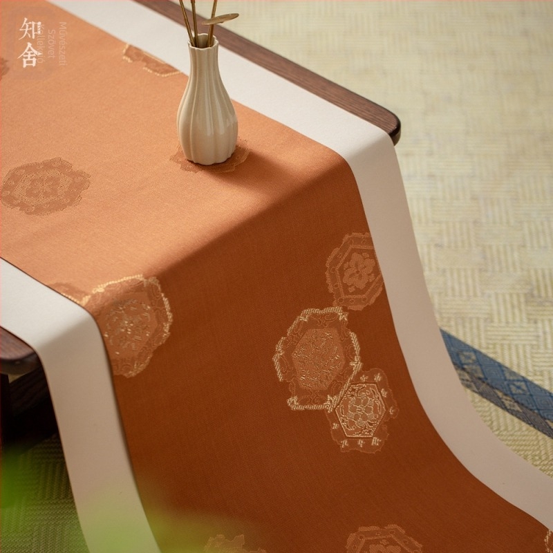 Zhishe brokát teás készlet Chang’an krizantéma mintával, arany szálas jacquard, kínai retro textil, teás asztal futó és asztalterítő
