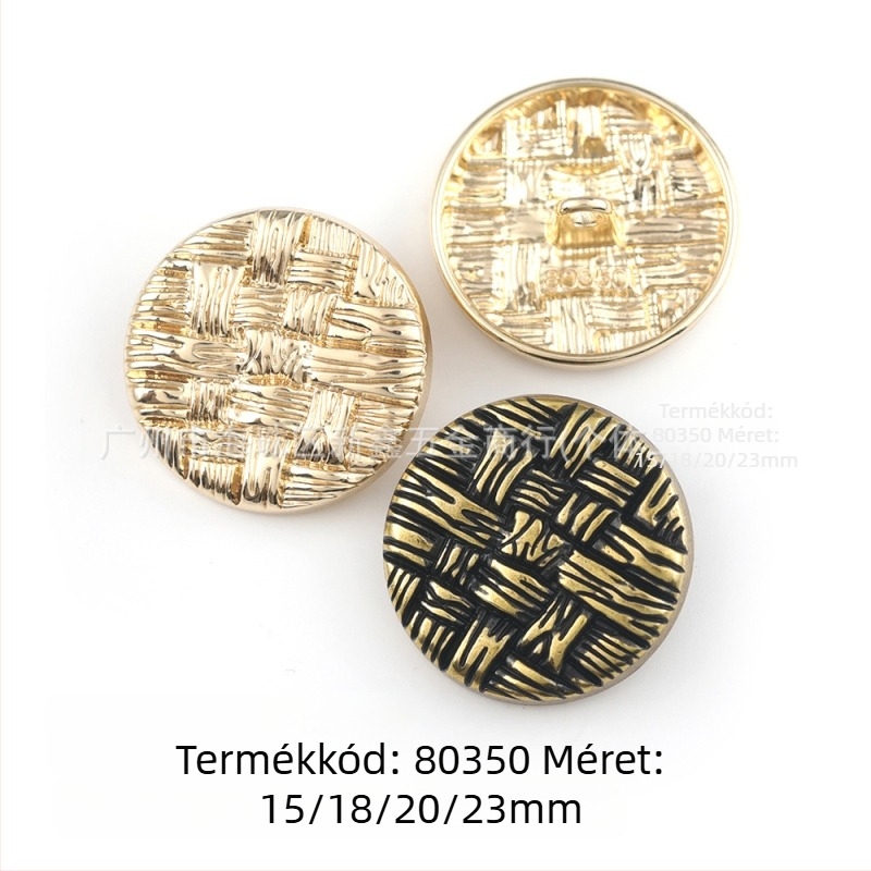 Chanel-stílusú gyöngyökkel díszített ing, kézzel varrott fém kerek gombokkal, kötött gyapjú kabáttal
