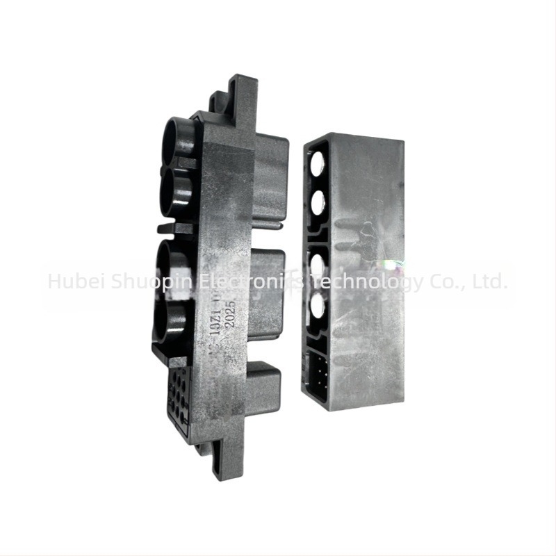 Infineon 60 kW DC gyorstöltő csatlakozó, univerzális, 4- vagy 5- vagy 12- vagy 14-szálas