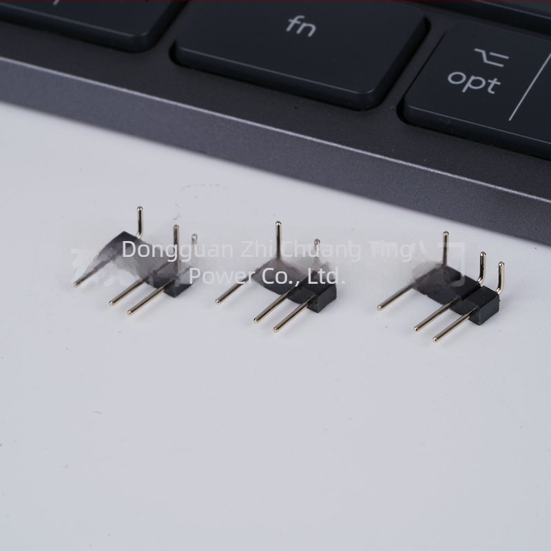 Fekete aranyozott 2,54 mm-es, 4-pins fejcsatlakozó LED-szalaghoz, 90°-ban hajlított tűk, férfi és női csatlakozók