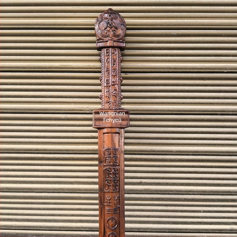 Tömörfa Dao kard dísz, finomra faragott taoista kiegészítő, dekoratív kézzel készült darab