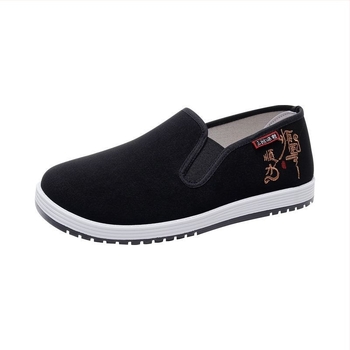 Férfi vászoncipő, slip-on, könnyű és légáteresztő, A ló évének hímzése, fekete, puha talp, csúszásmentes
