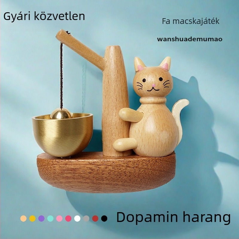 Fából készült macskacsengő szélcsengővel – ajtóra szerelhető dekoráció, házavató ajándék