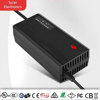 12V Li-ion akkumulátor töltő, intelligens töltő, DC kimenet 14.6V 5A