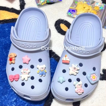 Crocs-stílusú papucsok felső részének DIY dekorációs készlet: motívum alvó csillag és kiskutya, virág alakú csatok és kiegészítők