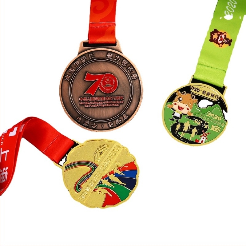 Személyre szabott réz medál sportfutásra, maratonra, túrázásra és hegyi versenyekre