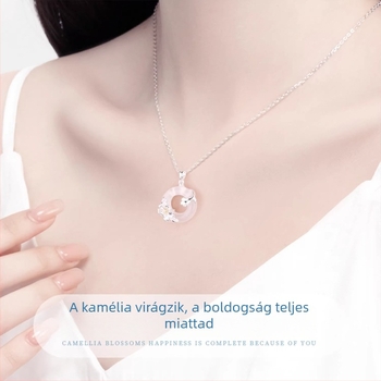 Kaméliavirág nyaklánc hamis jade medállal, ezüstös, 2025-ös stílus, nőknek; ajándék anyának, születésnapra vagy barátnőnek