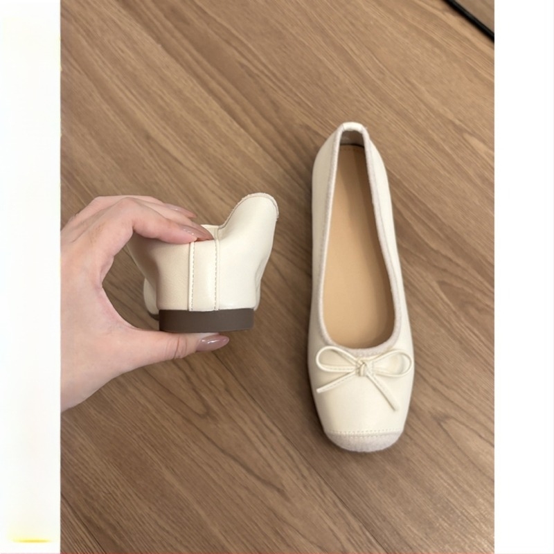 Női juhbőr balerinacipők, francia stílus, belső magasság-növelő, retro masni, slip-on