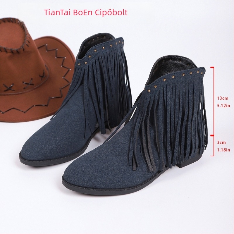 Női velúr slip-on bokacsizma bojtokkal, kerek orr, alacsony sarok, ősz-tél