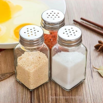 Négyzet alakú üveg fűszertartó otthoni használatra, chili és kömény tárolására, konyhai adagoló üveg