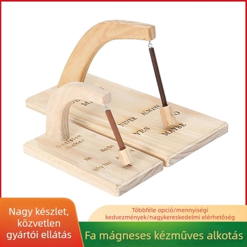 Fafaragott fa medál – 'Decision Maker' motívum.