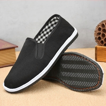 Férfi fekete vászoncipő, vastag többszörös talppal, slip-on, alacsony felső rész, lélegző