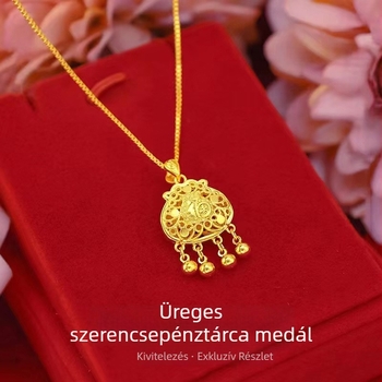 Aranyozott sárgaréz nyaklánc üreges szerencsemedállal és haranggal, boutique stílusú ékszer