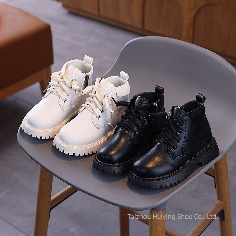 Gyerekeknek készült bőr lace-up bokacipő, Martin-stílus, csúszásmentes, őszi-téli 2025