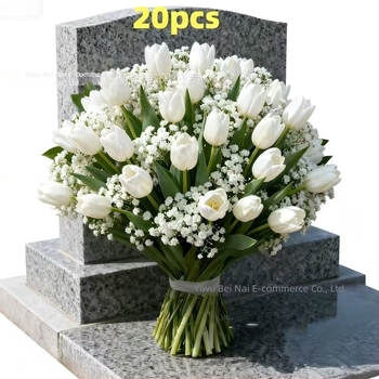 20 darab művirág: fehér tulipánok és fehér gypsophila temetői dekorációhoz