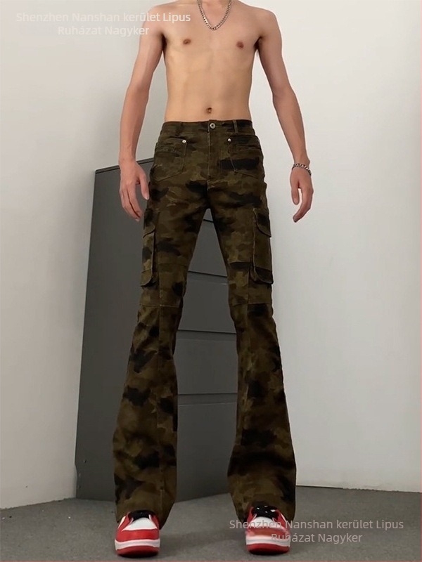 Amerikai stílusú retro denim munkanadrág lumberjack kamuflázzal, tiszta szabás, retro microflare
