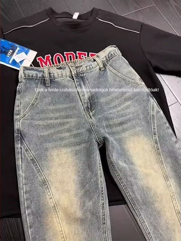 Férfi denimnadrág mikroflare-rel, középmagas derékvonal, egyenes bootcut szabás, őszi stílus