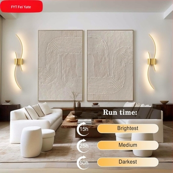 Modern minimalist falikar hullámvonalas dizájnnal a nappaliba és dolgozószobába
