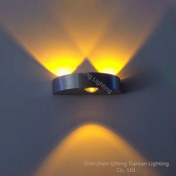 LED fali lámpa alumínium testtel, akril árnyékolóval, félkör alakú, modern stílusú, dekorációhoz folyosóra és hálószobába, 3W/9W