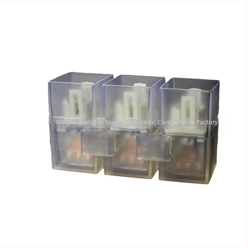 Háromcsatornás relé, ventilátoros relé, KK Y01 61 580